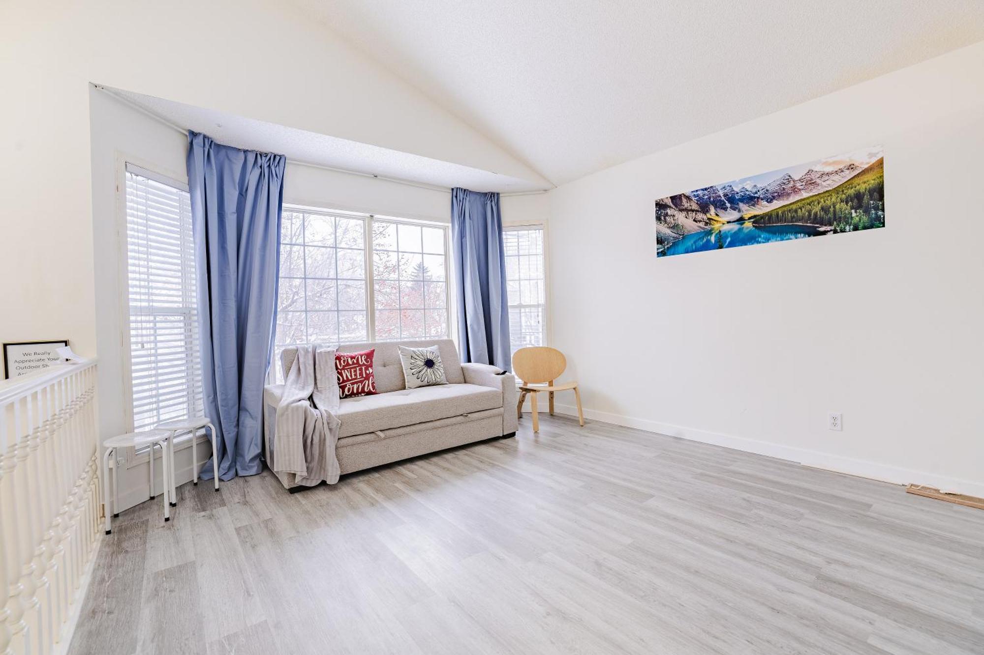 YYC Main Floor Suite, 3 Bdr, 4Bd Spacious And Cozy מראה חיצוני תמונה